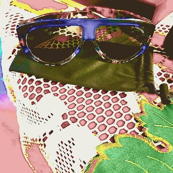 ✅TOM FORD SUNGLASS, OVER SUNDAY! TOM FORD💯🌹 SALE EXPIRES SUNDAY 5PM WEST COAST - Picture 5 of 7